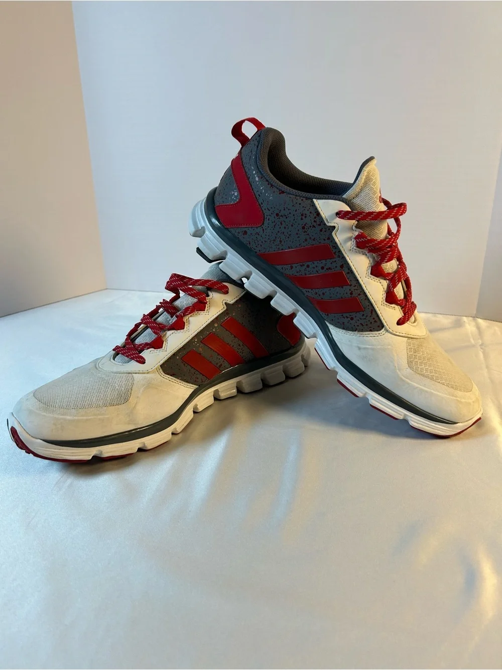 adidas MI Men’s Athletic Running Jogging Shoes Red White Gray Size 11.5
